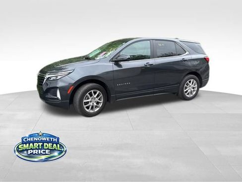 Used 2023 Chevrolet Equinox LT AWD/4WD image 3