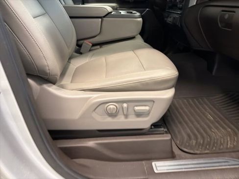 Used 2022 Chevrolet Silverado 2500 LTZ w/ Gooseneck/5TH Wheel Package AWD/4WD image 18