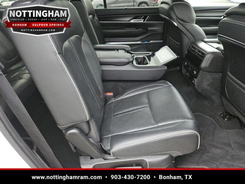 Used 2024 Jeep Grand Wagoneer L Series II w/ Quick Order Packagew 28T AWD/4WD image 31