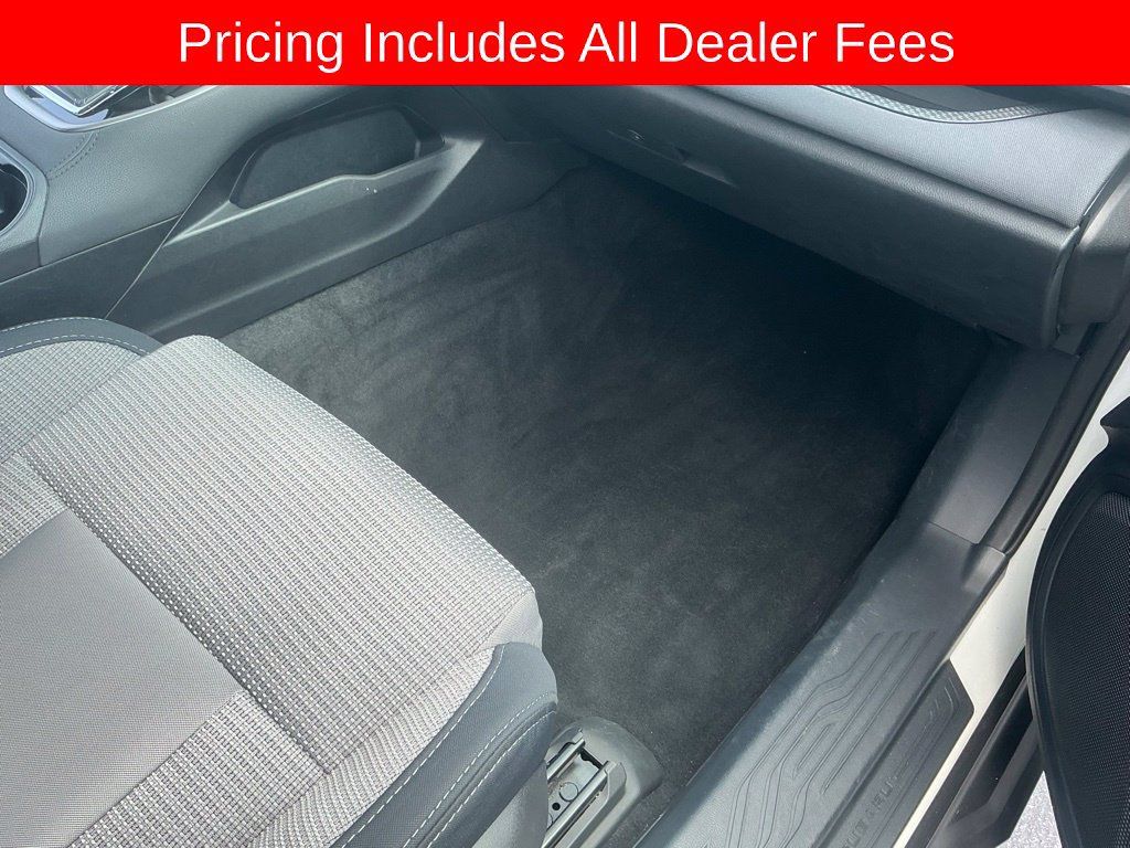 Used 2022 Subaru Outback Premium AWD/4WD image 21