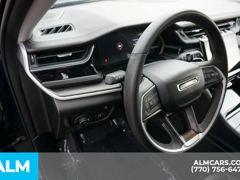 Used 2024 Jeep Grand Cherokee Limited 4xe AWD/4WD image 39