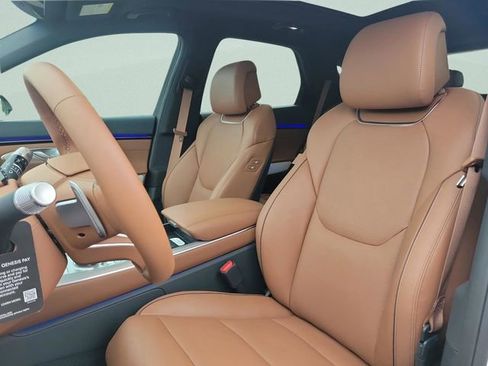 New 2026 Genesis GV70 2.5T Advanced image 24