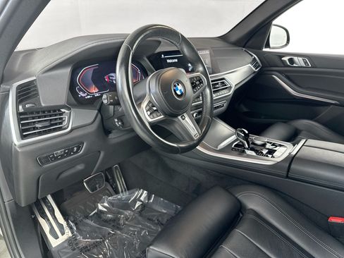 Used 2022 BMW X5 sDrive40i w/ M Sport Package RWD image 9
