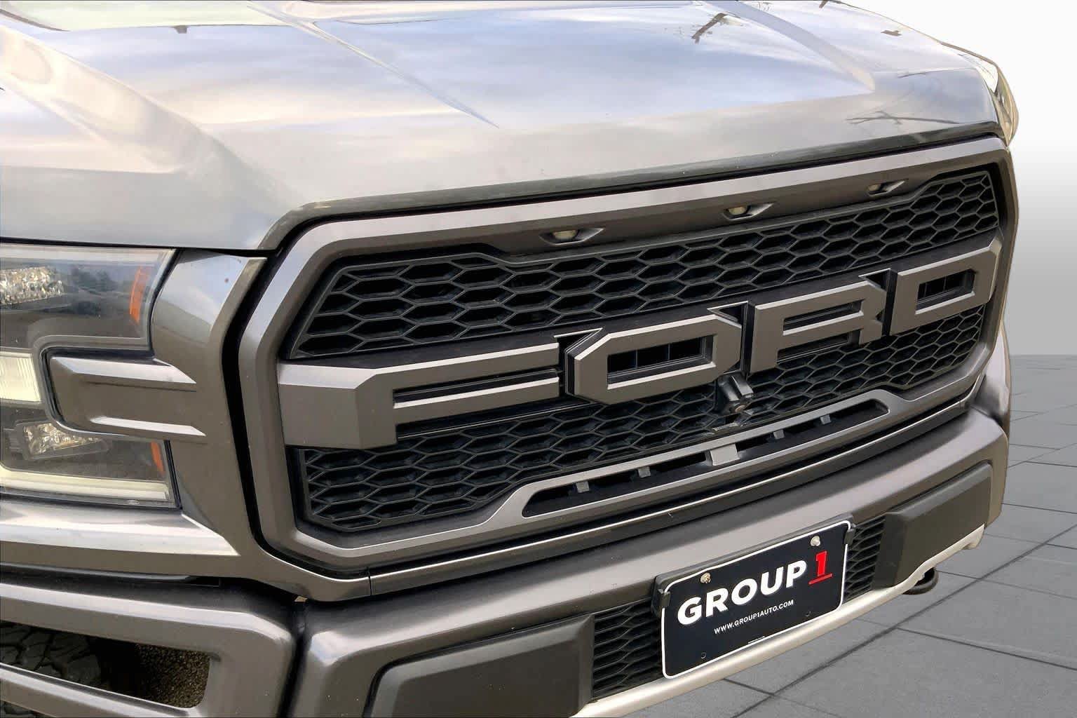 Certified 2019 Ford F150 Raptor w/ Equipment Group 802A Luxury AWD/4WD image 28