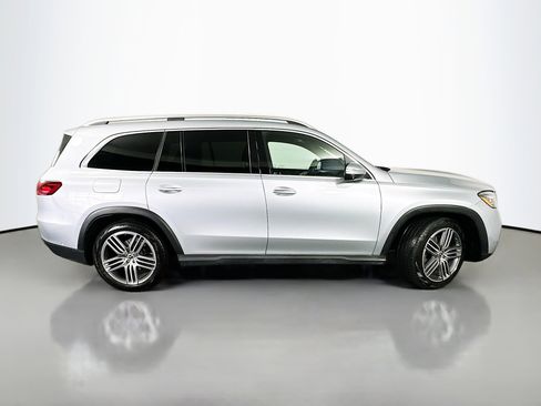 Certified 2025 Mercedes-Benz GLS 450 4MATIC image 10