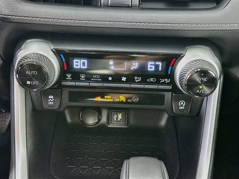 Used 2023 Toyota RAV4 XLE w/ Convenience Package AWD/4WD image 18