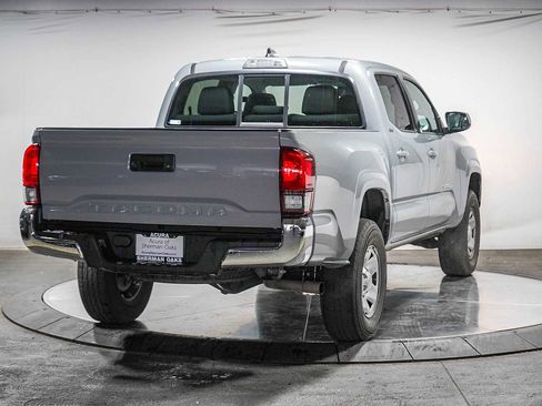 Used 2021 Toyota Tacoma SR5 image 5
