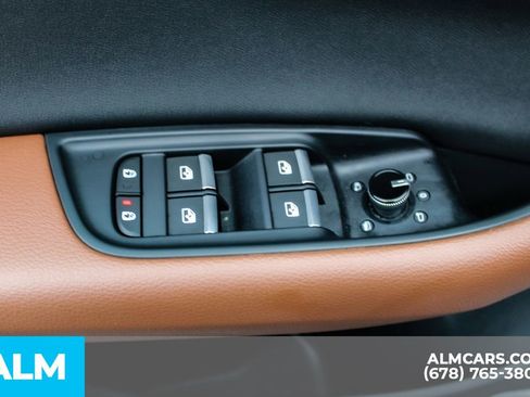 Used 2022 Audi Q8 Premium Plus image 41