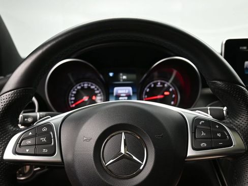 Used 2018 Mercedes-Benz C 300 4MATIC Sedan image 13