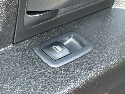 Used 2024 RAM 2500 Tradesman w/ Chrome Appearance Group image 31