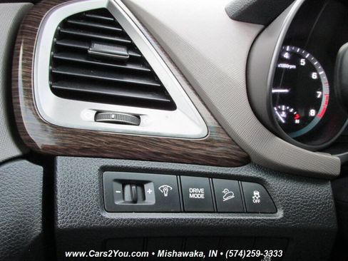 Used 2017 Hyundai Santa Fe Sport image 17