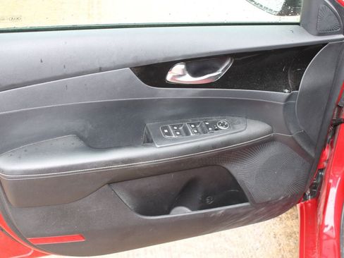 Used 2019 Kia Forte S image 18