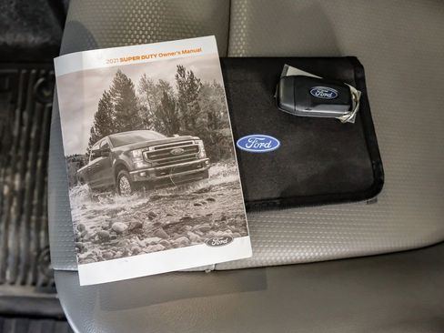 Used 2021 Ford F550 4x4 Crew Cab Super Duty w/ Power Equipment Group image 59