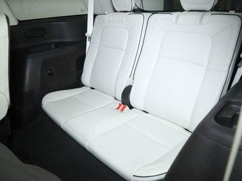 Used 2023 Lincoln Aviator Black Label w/ Jet Package image 14