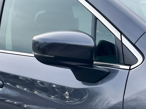 Used 2024 Subaru Ascent Premium w/ Convenience Package image 8