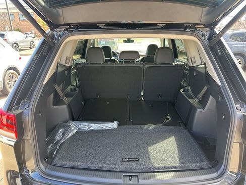 New 2026 Volkswagen Atlas SE image 17