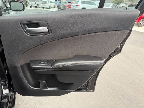 Used 2017 Dodge Charger R/T w/ Navigation & Travel Group image 24