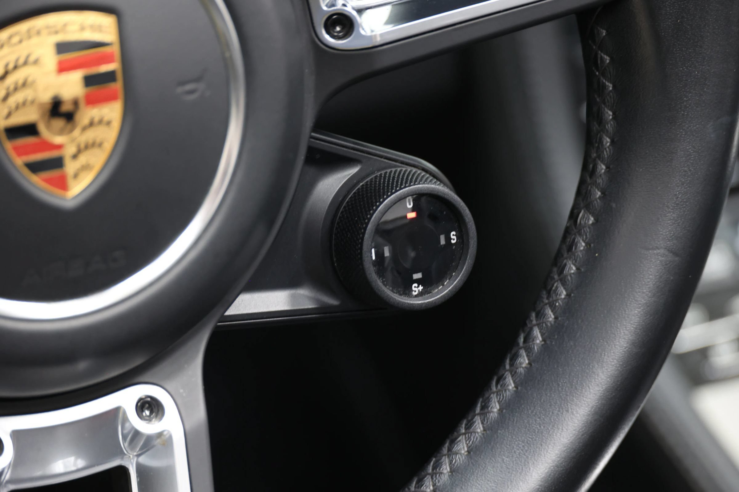 Used 2019 Porsche 718 Boxster GTS RWD image 31