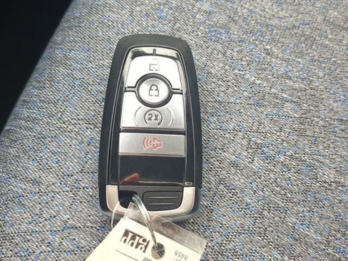 New 2025 Ford Maverick XLT w/ XLT Luxury Package image 17