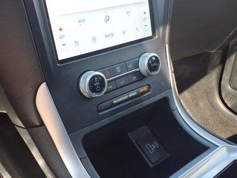 Used 2023 Ford Edge SEL w/ Convenience Package AWD/4WD image 12