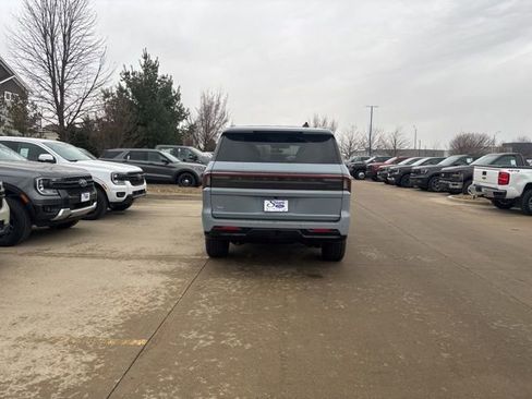 New 2025 Lincoln Navigator Reserve w/ Jet Appearance Package AWD/4WD image 6