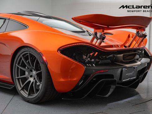 Used 2015 McLaren P1 RWD image 18