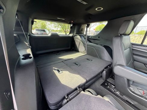 Used 2024 GMC Yukon Denali image 29