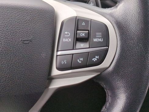 Used 2020 Ford Explorer XLT w/ Equipment Group 202A image 26