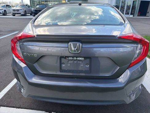 Used 2016 Honda Civic EX-T image 17