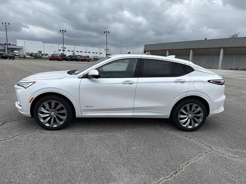 New 2026 Buick Envista Avenir FWD image 9