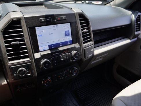 Used 2022 Ford F250 XL w/ STX Appearance Package AWD/4WD image 17