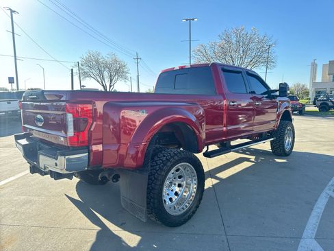 Used 2018 Ford F350 Lariat w/ Lariat Ultimate Package image 3