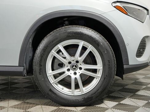Certified 2025 Mercedes-Benz GLC 300 4MATIC image 12