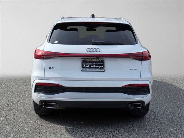 Used 2025 Audi Q5 Premium w/ Convenience Package AWD/4WD image 4
