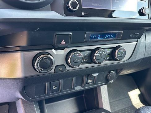 Used 2023 Toyota Tacoma SR AWD/4WD image 26