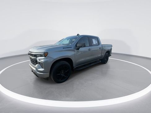 Used 2023 Chevrolet Silverado 1500 RST w/ Rally Edition AWD/4WD image 4