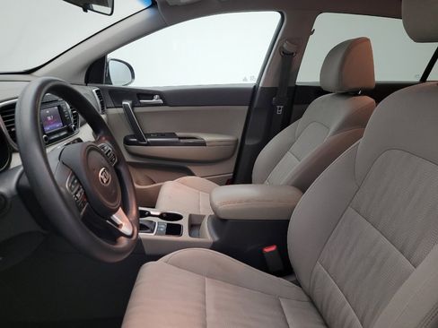 Used 2019 Kia Sportage LX FWD image 17