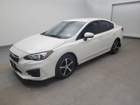 Used 2019 Subaru Impreza 2.0i Premium AWD/4WD image 2