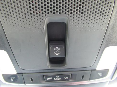 Used 2025 Honda CR-V Sport-L image 31