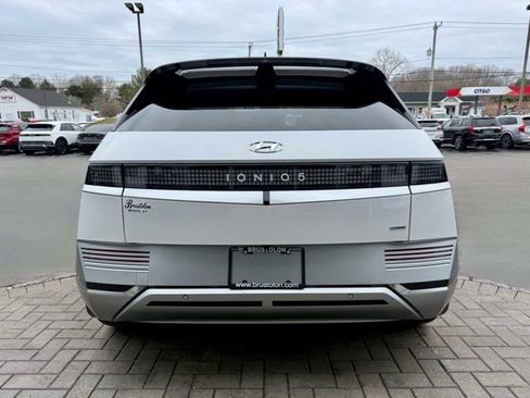 Used 2023 Hyundai Ioniq 5 Limited image 9