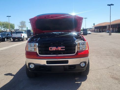 Used 2011 GMC Sierra 2500 SLT w/ SLT Convenience Package AWD/4WD image 37