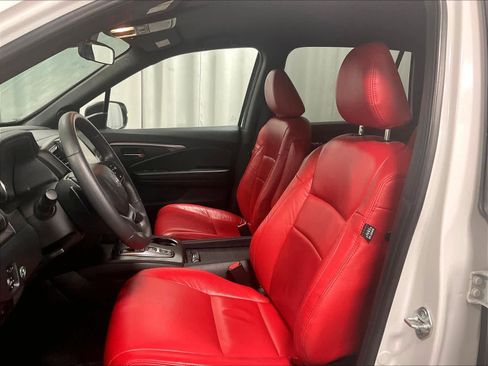 Used 2022 Honda Pilot Sport image 10