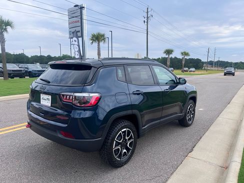 New 2026 Jeep Compass Trailhawk AWD/4WD image 3