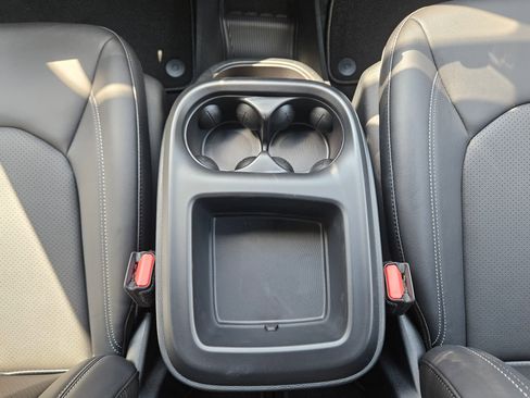 New 2026 Chrysler Pacifica Select image 10