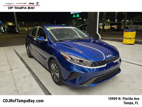 Used 2023 Kia Forte LXS FWD image 1