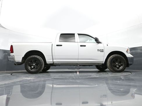 Used 2022 RAM 1500 Classic SLT image 37