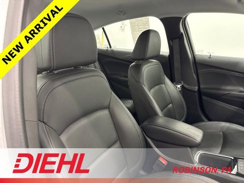 Used 2019 Chevrolet Cruze Premier w/ Driver Confidence II Package image 11