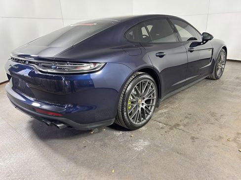Certified 2022 Porsche Panamera 4 Platinum Edition image 7