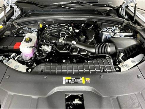 New 2025 Jeep Grand Cherokee Laredo image 2