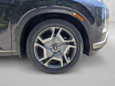 Used 2024 Hyundai Palisade Limited AWD/4WD image 5